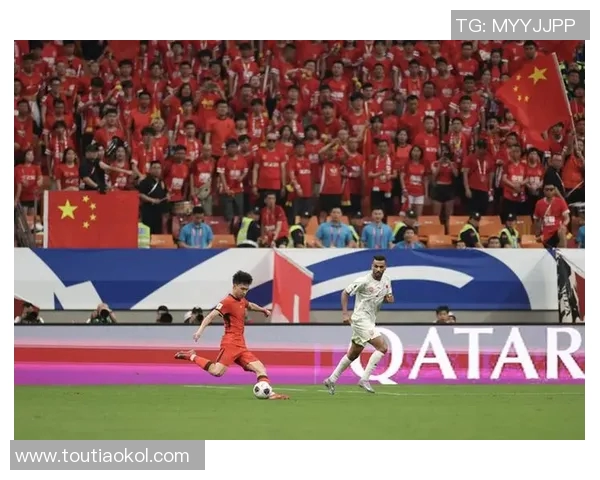 中国足球迎战巴林队全力争胜展现实力与信心